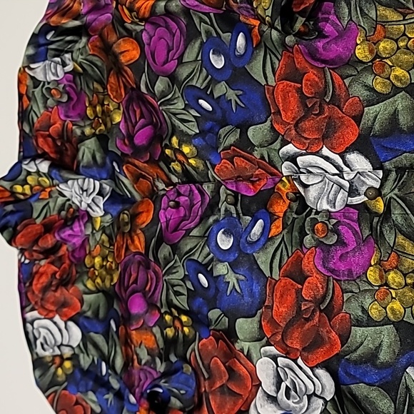 Martinique Floral Shawl Collar Pullover With Faux Button Font Gem Colors 8 - Picture 5 of 9